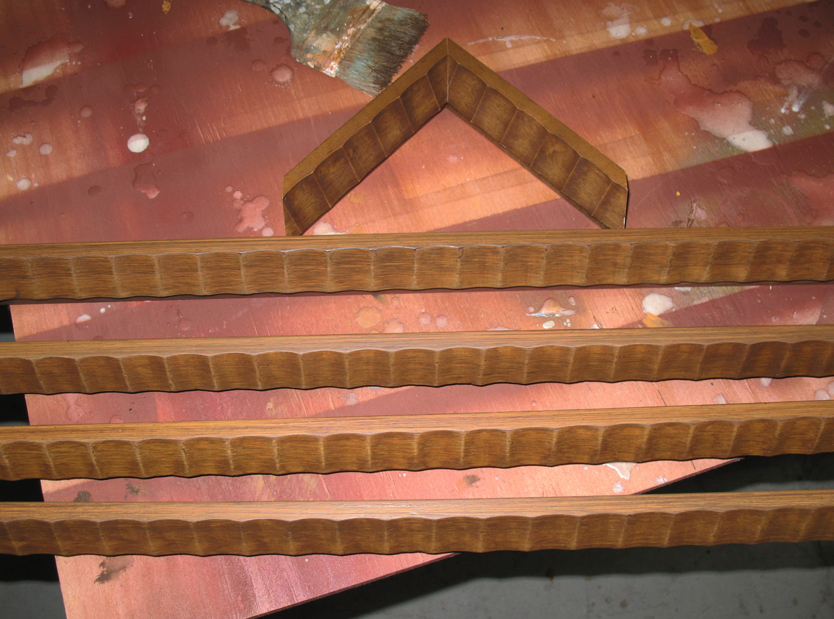 faux wood grain picture frame moulding