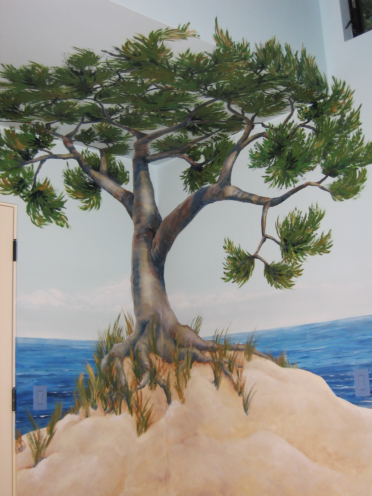 Kids murals: ocean and beach themed mural